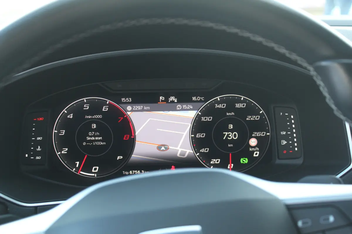 1.5 TSI Style Business Intense 7p. 7 Persoons l Achteruitrij camera l Parkeersensoren voor en achter