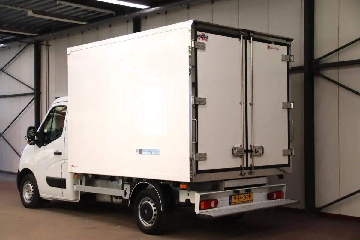 T35 2.3 dCi VRIESWAGEN KOELWAGEN DAG NACHT