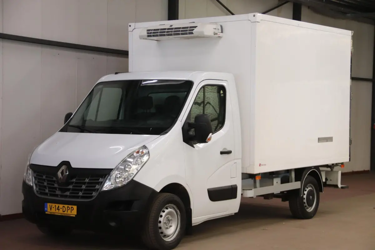 T35 2.3 dCi VRIESWAGEN KOELWAGEN DAG NACHT