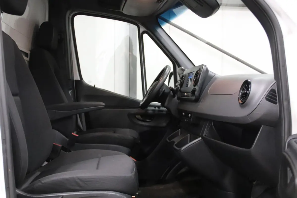 314 KOELWAGEN MEUBELBAK EURO 6 AUTOMAAT