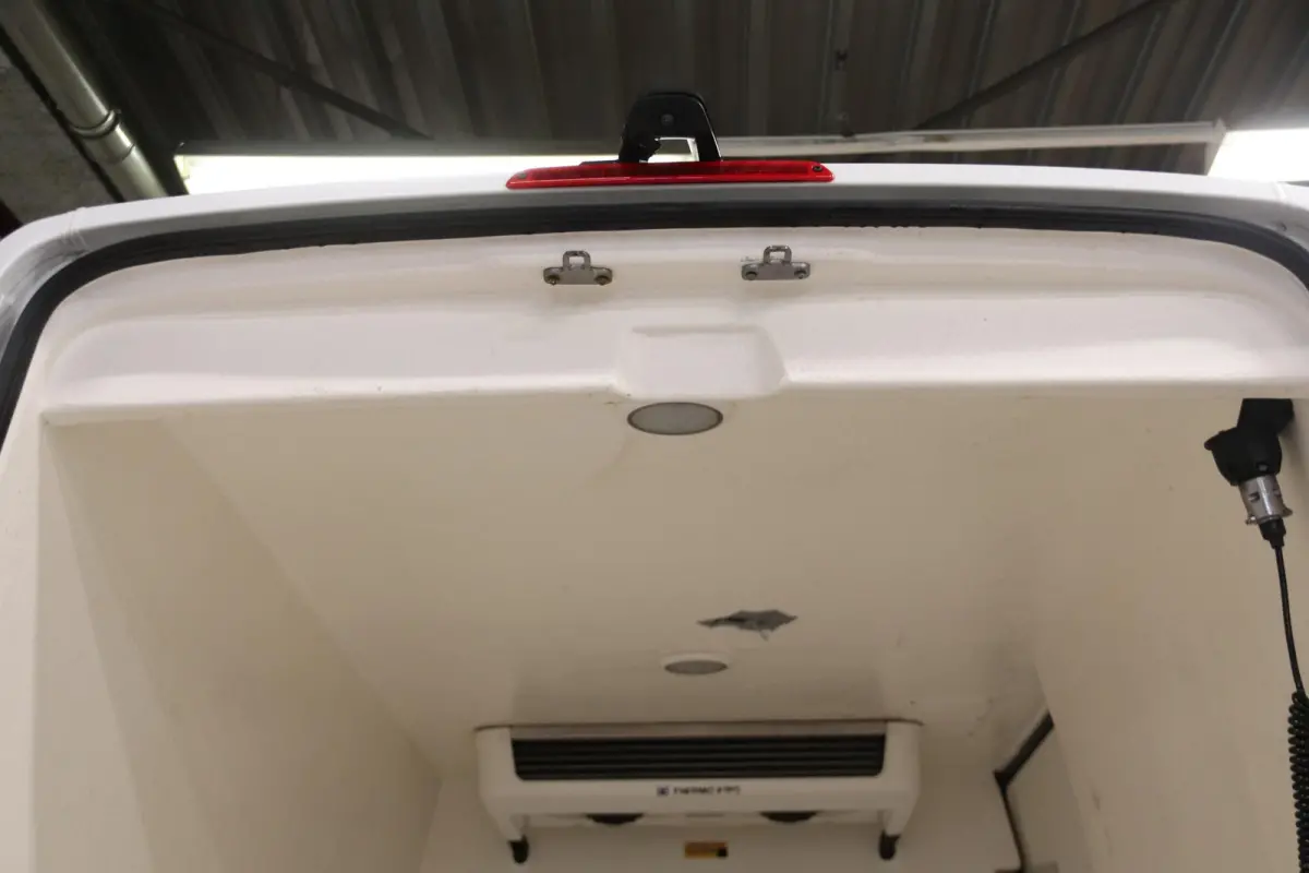 316 L2H2 KOELWAGEN VRIESAUTO MET LAADKLEP