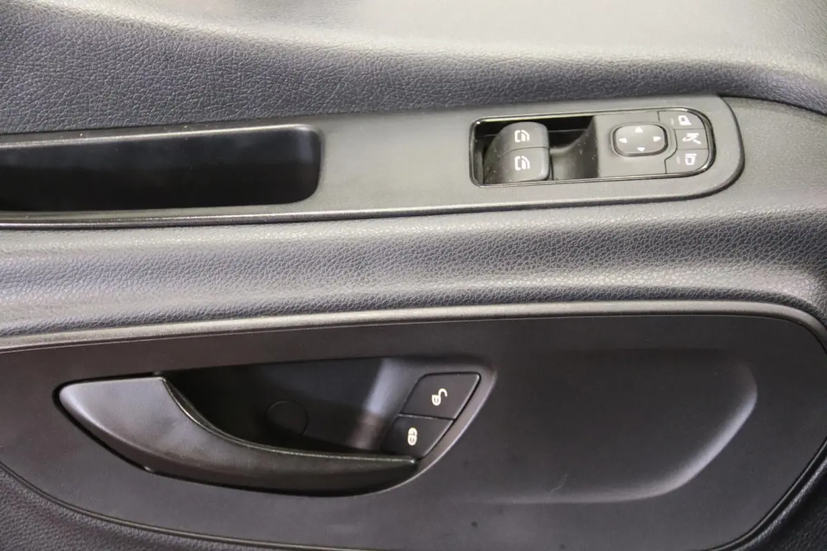 316 L2H2 KOELWAGEN VRIESAUTO MET LAADKLEP