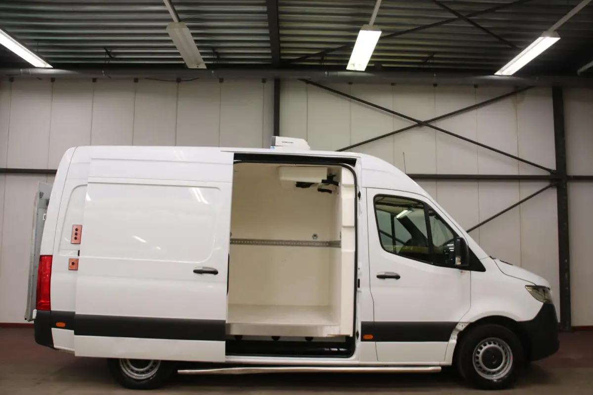 316 L2H2 KOELWAGEN VRIESAUTO MET LAADKLEP
