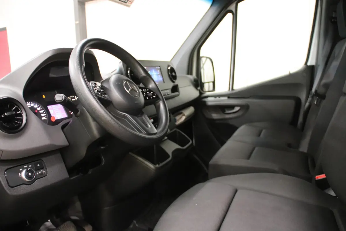 316 L2H2 KOELWAGEN VRIESAUTO MET LAADKLEP