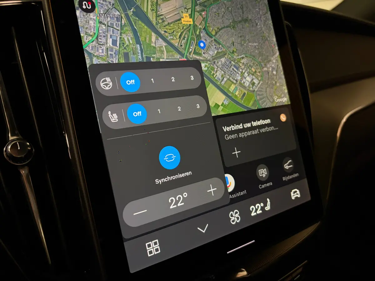 T6 AWD Recharge Ultra Black Edition | Luchtvering | 360° Camera | Head-Up Display | Harman Kardon | Schuifdak | Adaptieve Cruise Control | Stoelverwarming voor+achter | Stuurwielverwarming 