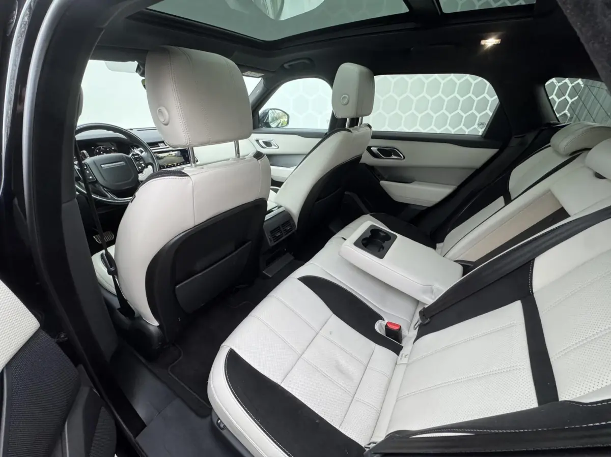 LET OP 3.0 V6 AWD R-Dynamic HSE