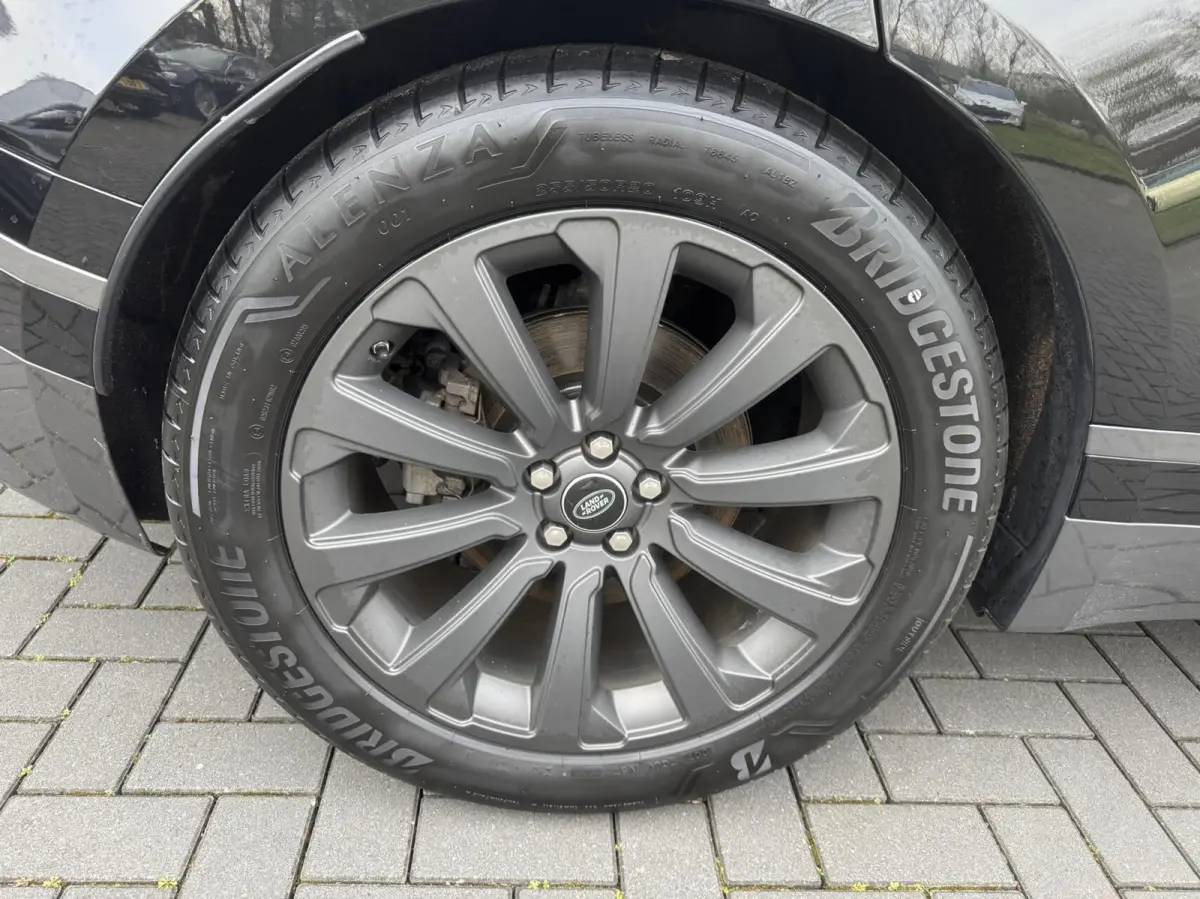 LET OP 3.0 V6 AWD R-Dynamic HSE