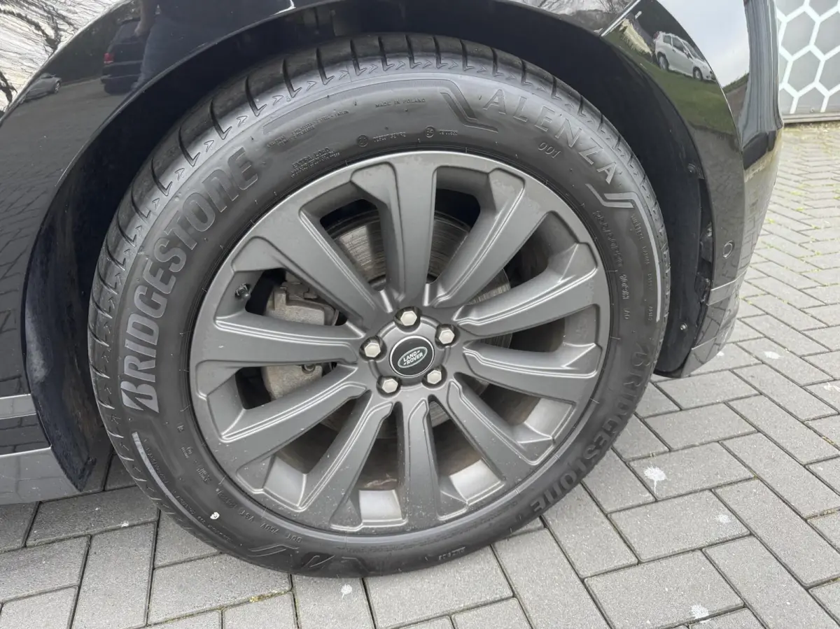 LET OP 3.0 V6 AWD R-Dynamic HSE
