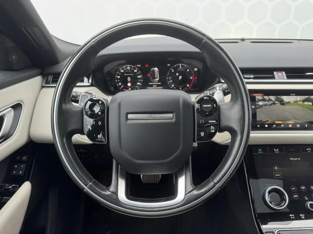 LET OP 3.0 V6 AWD R-Dynamic HSE