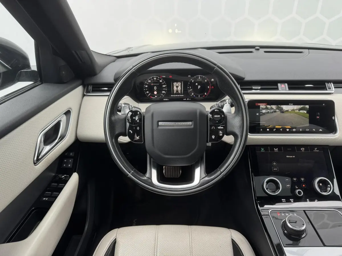 LET OP 3.0 V6 AWD R-Dynamic HSE