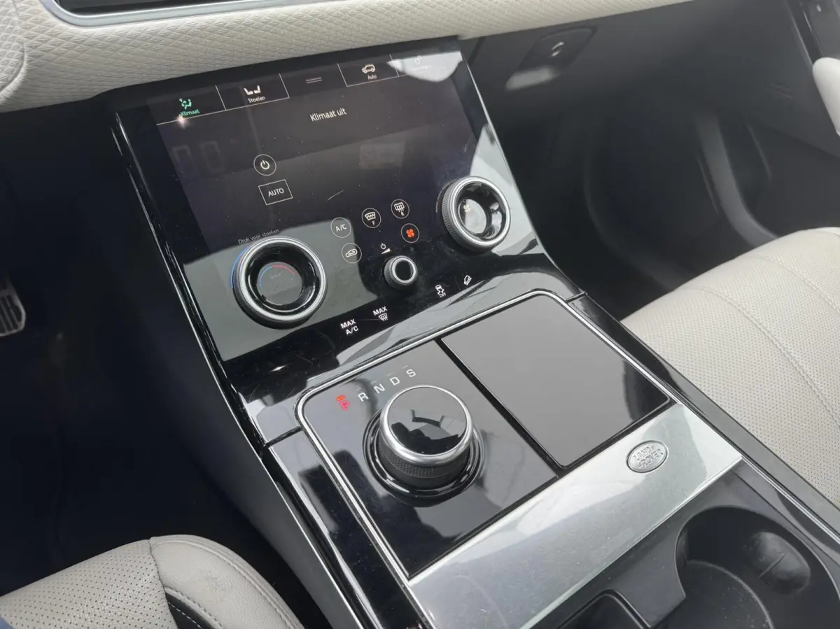 LET OP 3.0 V6 AWD R-Dynamic HSE