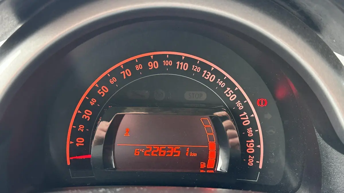 1.0 SCe Limited 75PK | 1e Eigenaar | NL AUTO | Airco | Cruise Control | Lichtmetalen Velgen | All Season Banden | 5 Deurs |