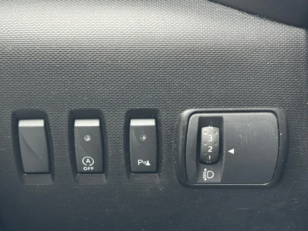 1.0 SCe Limited 75PK | 1e Eigenaar | NL AUTO | Airco | Cruise Control | Lichtmetalen Velgen | All Season Banden | 5 Deurs |