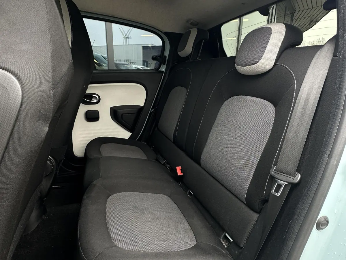 1.0 SCe Limited 75PK | 1e Eigenaar | NL AUTO | Airco | Cruise Control | Lichtmetalen Velgen | All Season Banden | 5 Deurs |