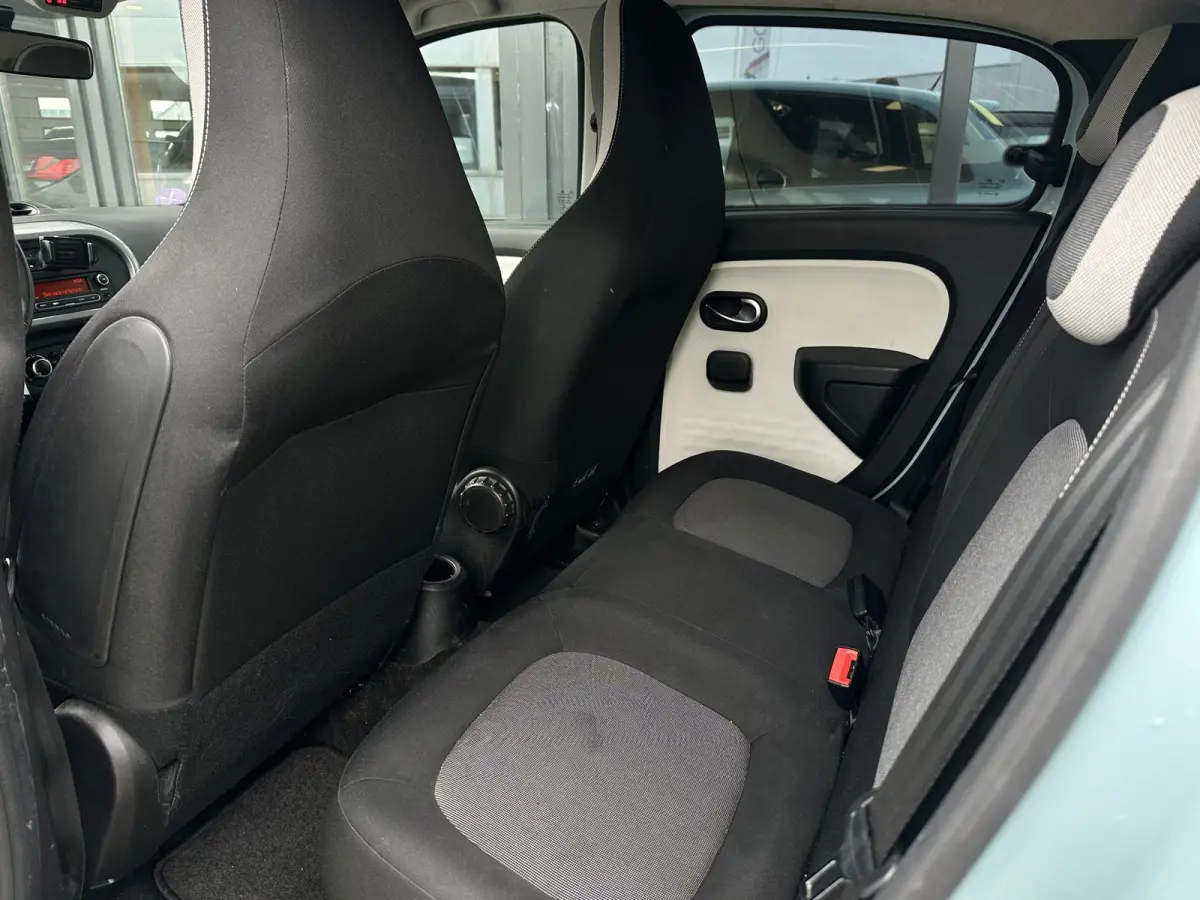1.0 SCe Limited 75PK | 1e Eigenaar | NL AUTO | Airco | Cruise Control | Lichtmetalen Velgen | All Season Banden | 5 Deurs |