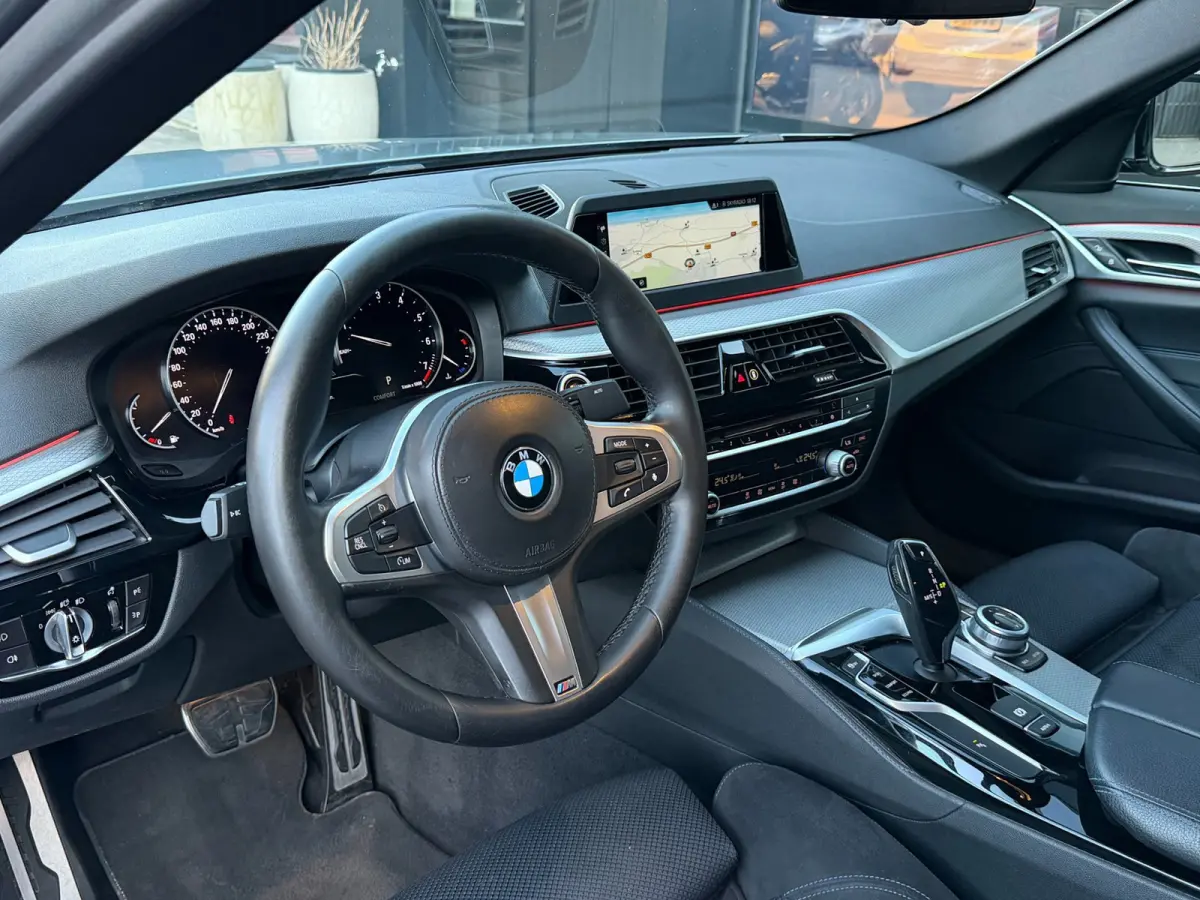 520i M-Sport Edition Bluestone Metallic