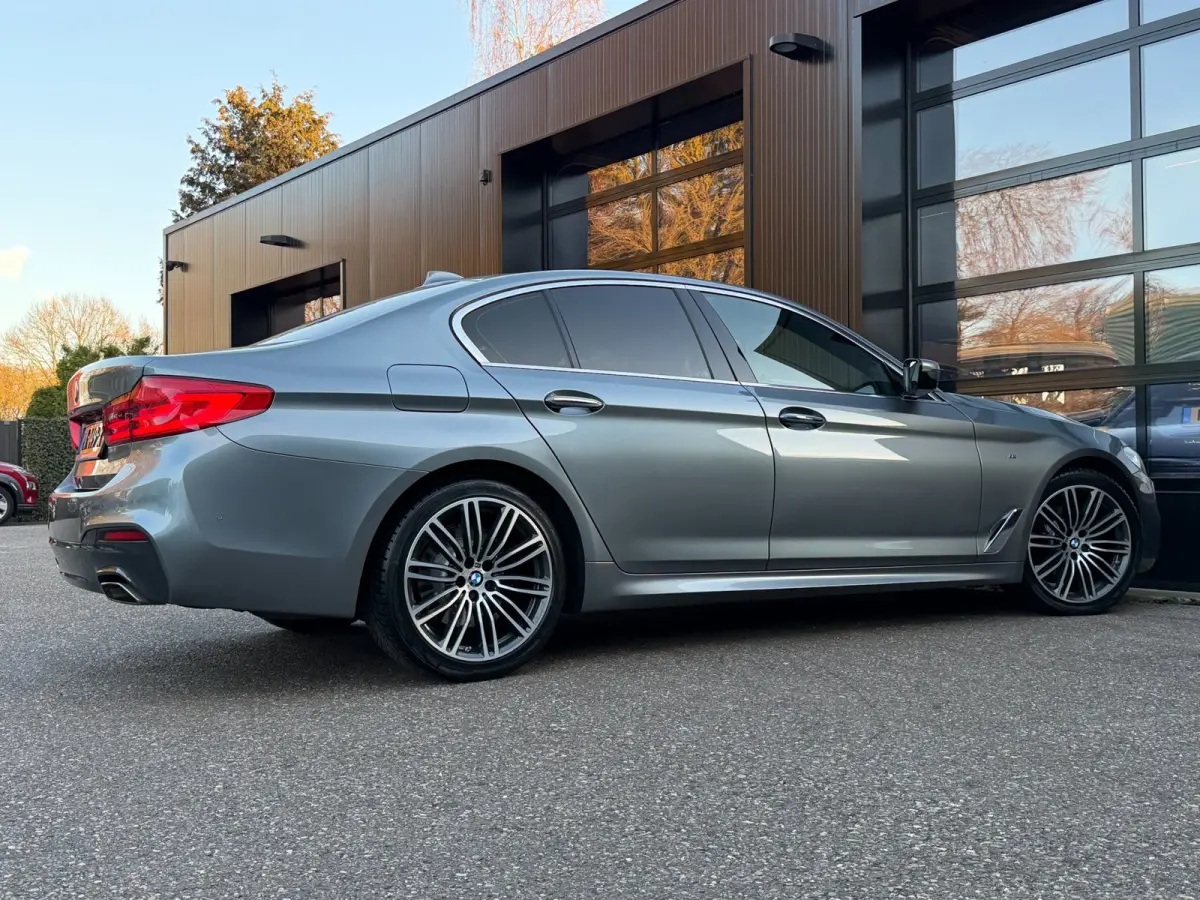 520i M-Sport Edition Bluestone Metallic