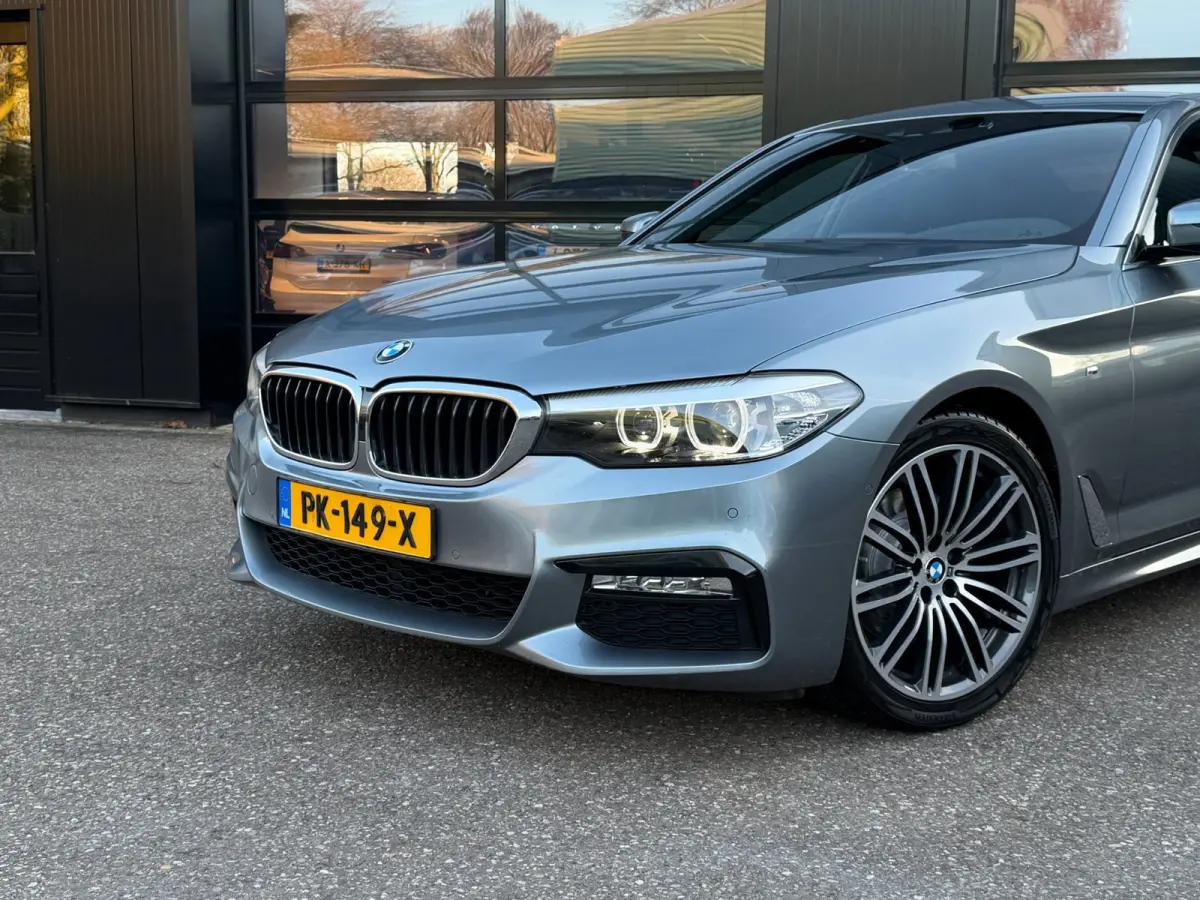 520i M-Sport Edition Bluestone Metallic