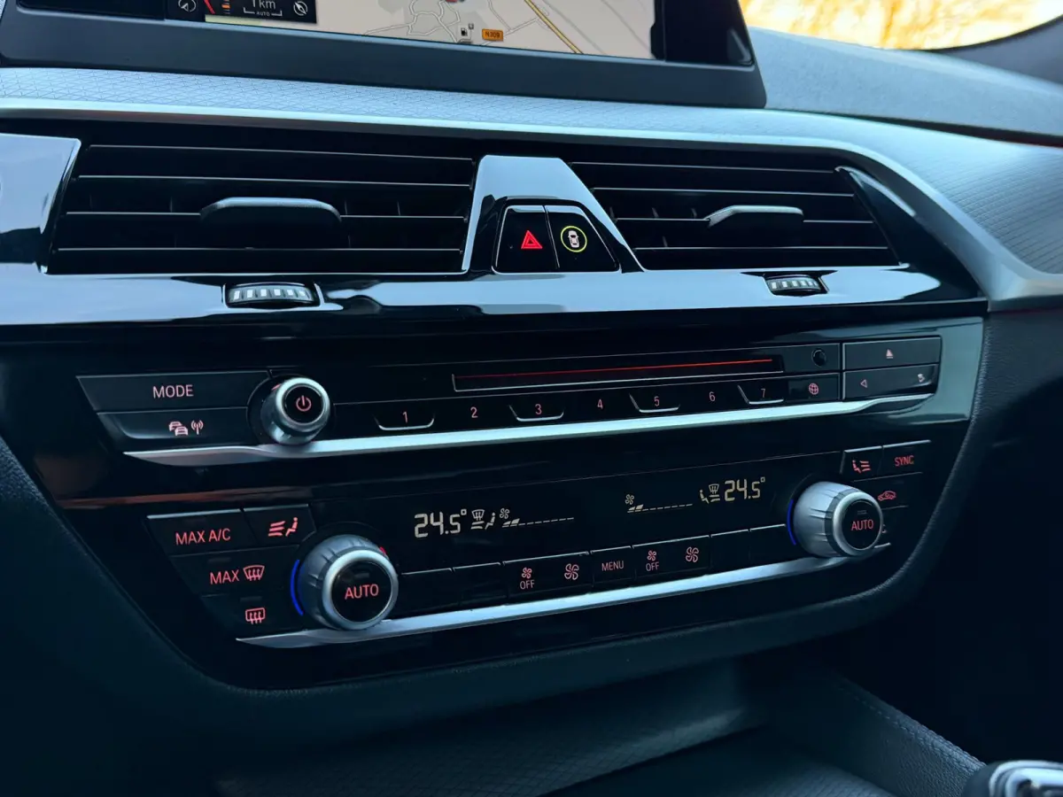 520i M-Sport Edition Bluestone Metallic