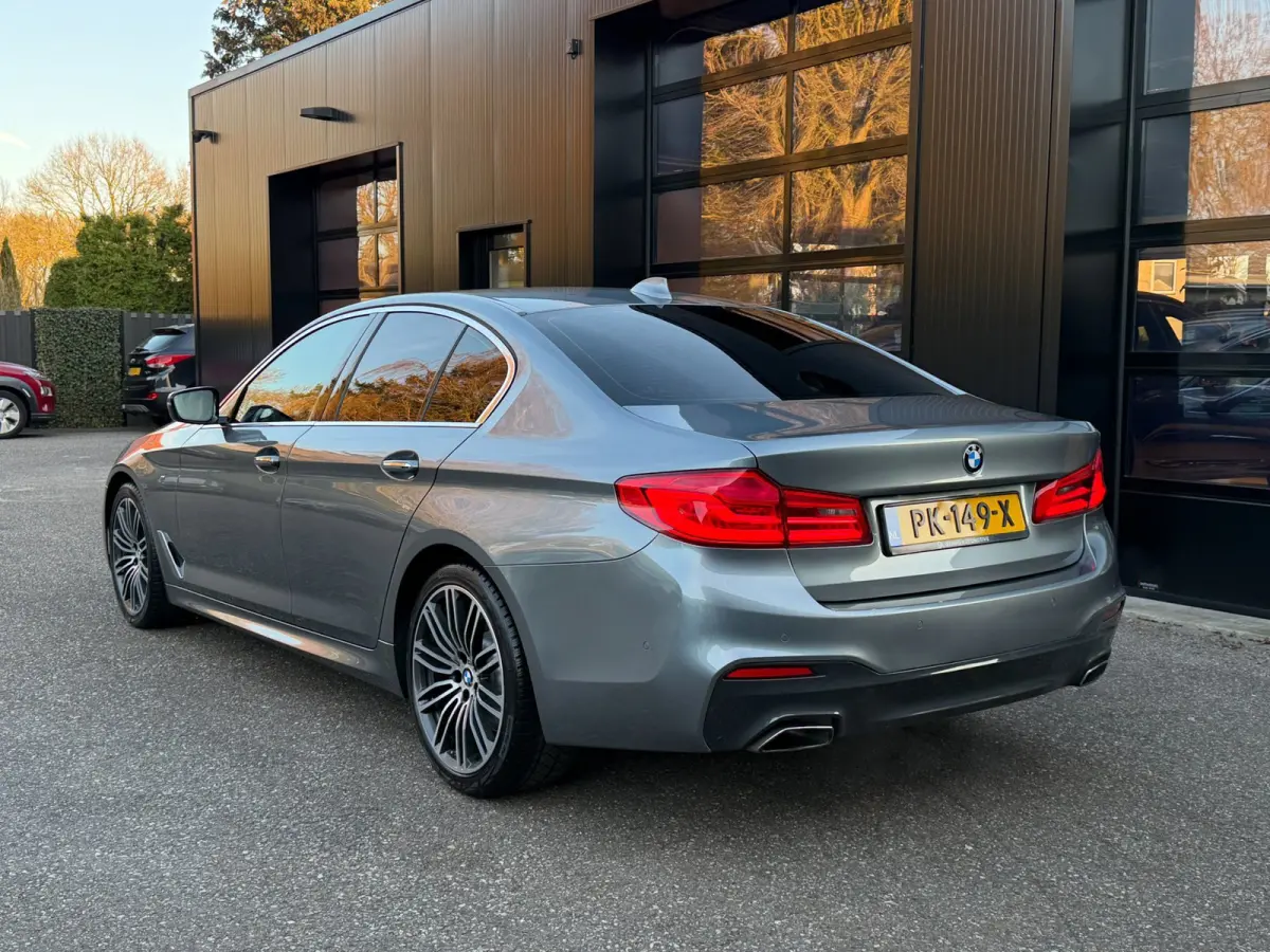 520i M-Sport Edition Bluestone Metallic