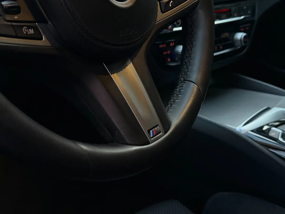 520i M-Sport Edition Bluestone Metallic