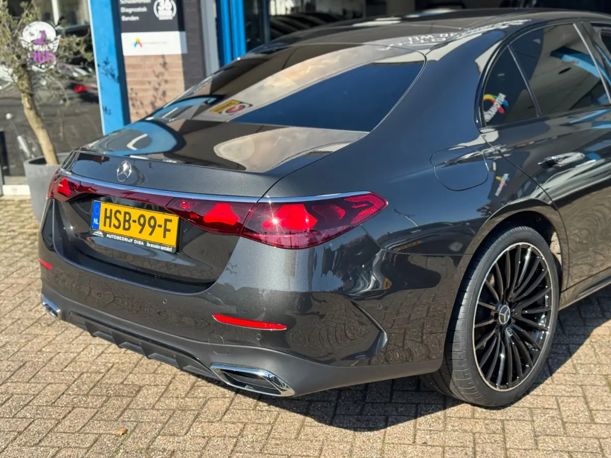 200 AMG Line Hyperscreen 360 Camera 21 inch