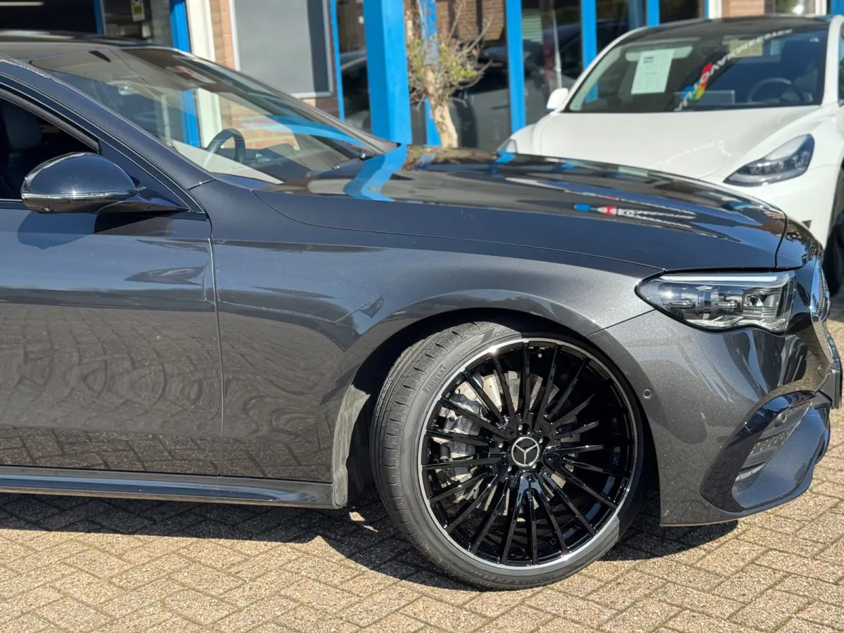 200 AMG Line Hyperscreen 360 Camera 21 inch