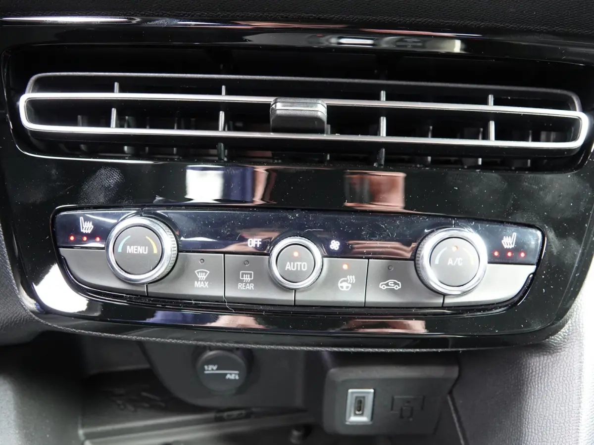 GSE 54 kWh Alcantara / Leder interieur