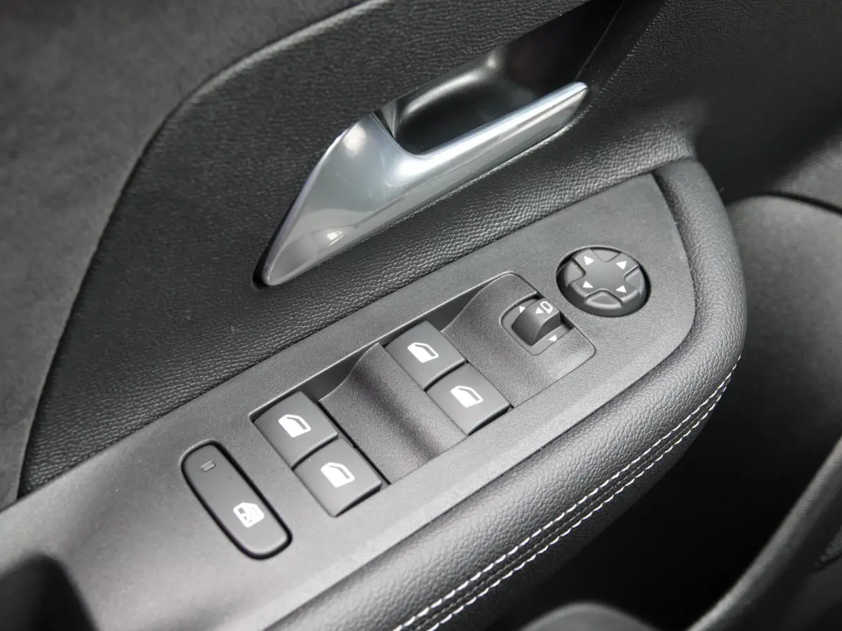 GSE 54 kWh Alcantara / Leder interieur