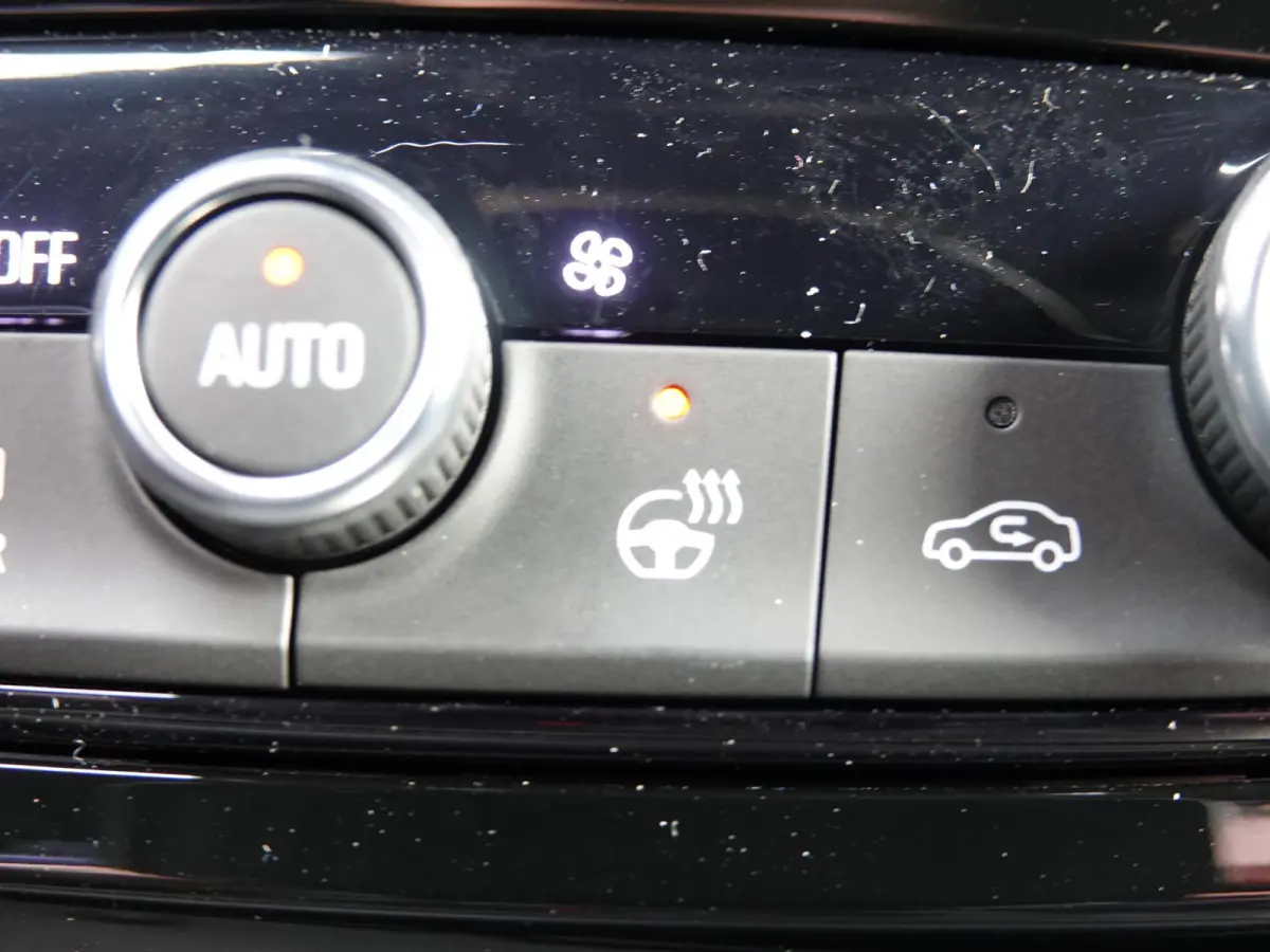 GSE 54 kWh Alcantara / Leder interieur