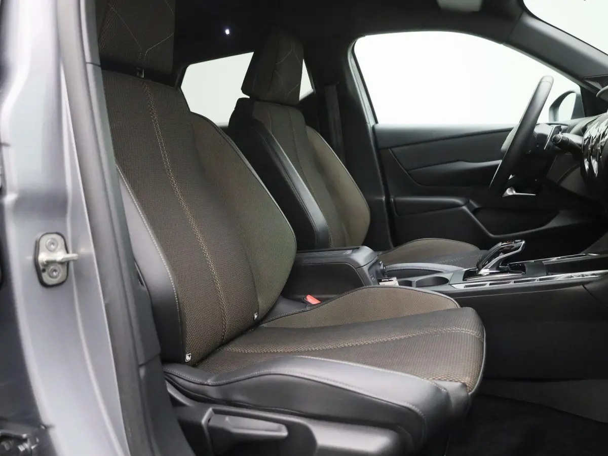 1.2 PureTech Bastille AUTOMAAT | Virtual | Achteruitrijcamera | Cruise Control | Climate control |