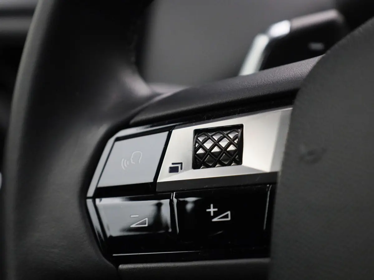1.2 PureTech Bastille AUTOMAAT | Virtual | Achteruitrijcamera | Cruise Control | Climate control |