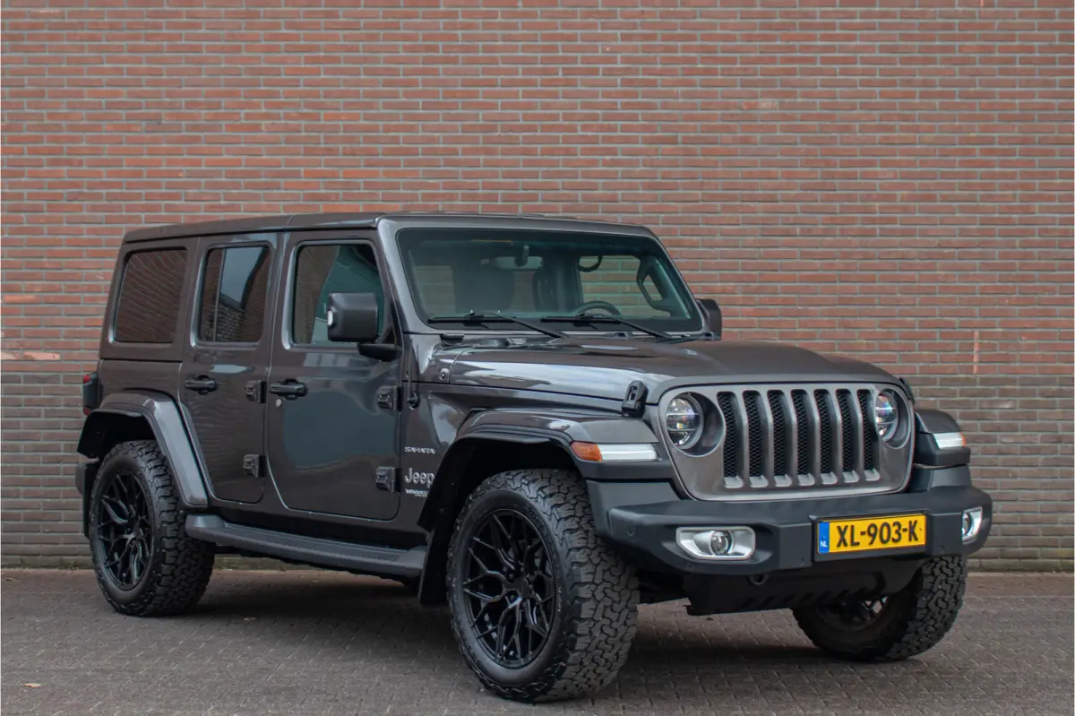 2.0T Sahara, Origineel NL, 76.000km NAP, Leder, Stoel & Stuurverwarming, Keyless, Trekhaak, Carplay, Camera.