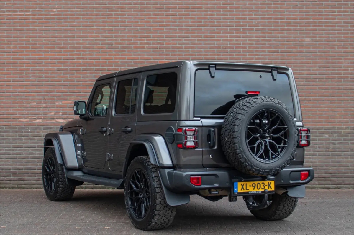 2.0T Sahara, Origineel NL, 76.000km NAP, Leder, Stoel & Stuurverwarming, Keyless, Trekhaak, Carplay, Camera.
