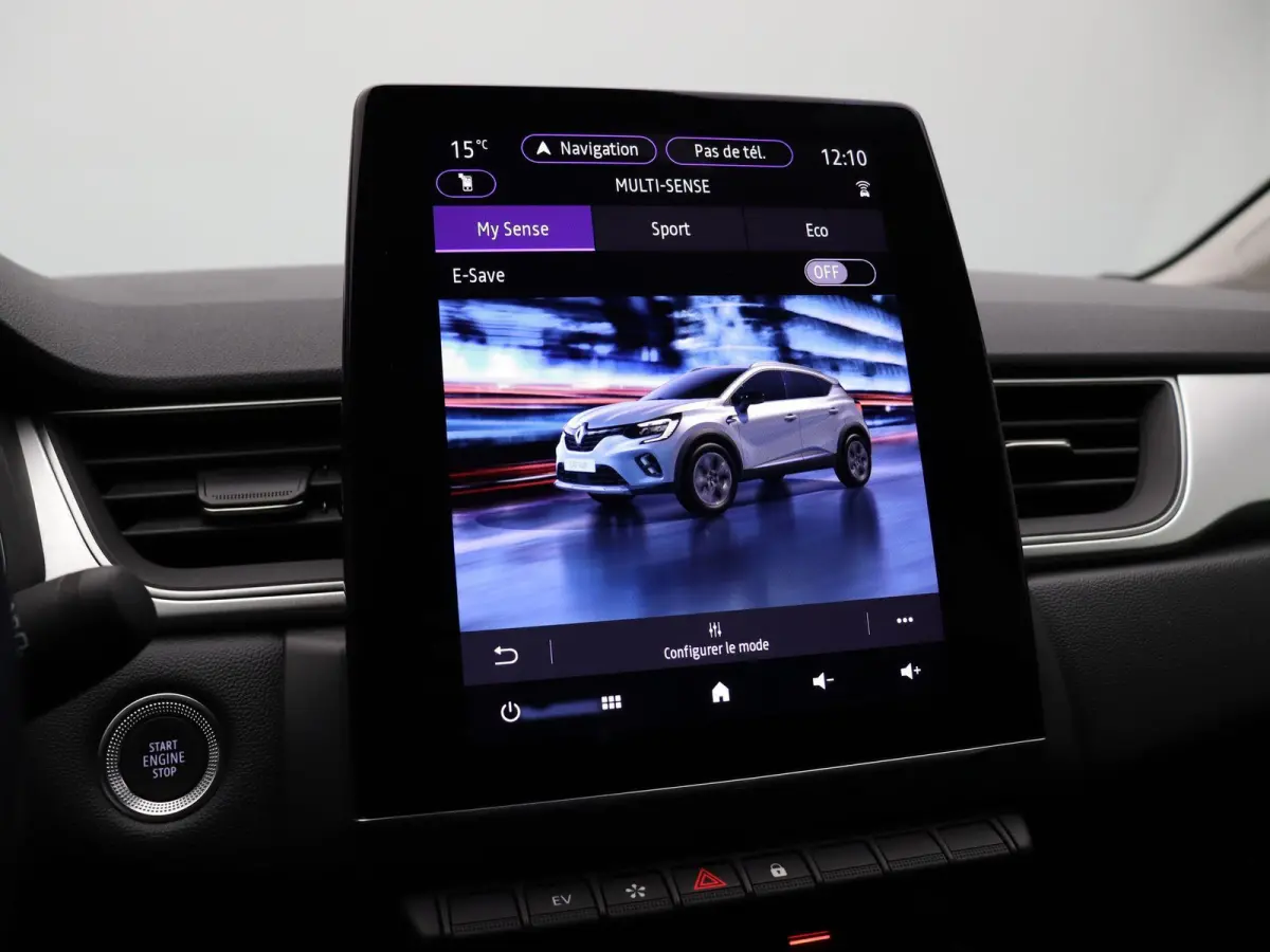 E-Tech Hybrid 145 Techno | Navigatie | Achteruitrijcamera | Parkeersensoren voor en achter | Climate control |