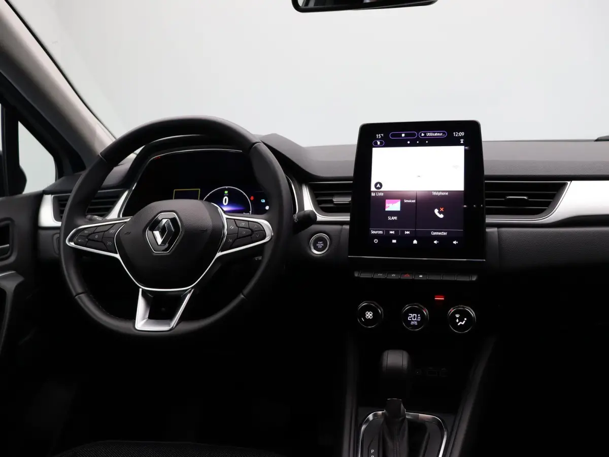 E-Tech Hybrid 145 Techno | Navigatie | Achteruitrijcamera | Parkeersensoren voor en achter | Climate control |