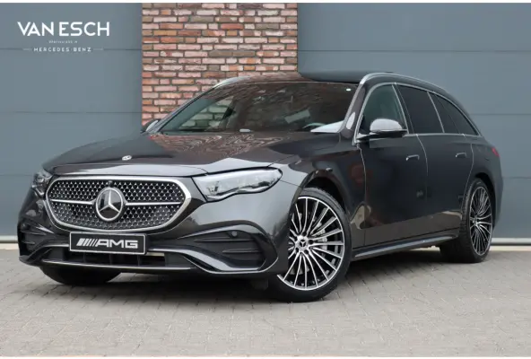 300 e AMG Line | Hyperscreen | Luchtvering | Distronic+ | Trekhaak | Burmester | HUD | Verwarmd Stuurwiel | Panoramadak | Digital Light | Achterbank Verwarmd |