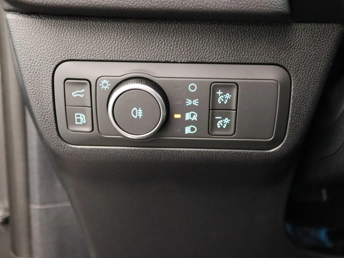 2.5 PHEV Sound Edition | UIT VOORRAAD LEVERBAAR | €6000 KORTING | Trekhaak | 700W B&O geluidsysteem |
