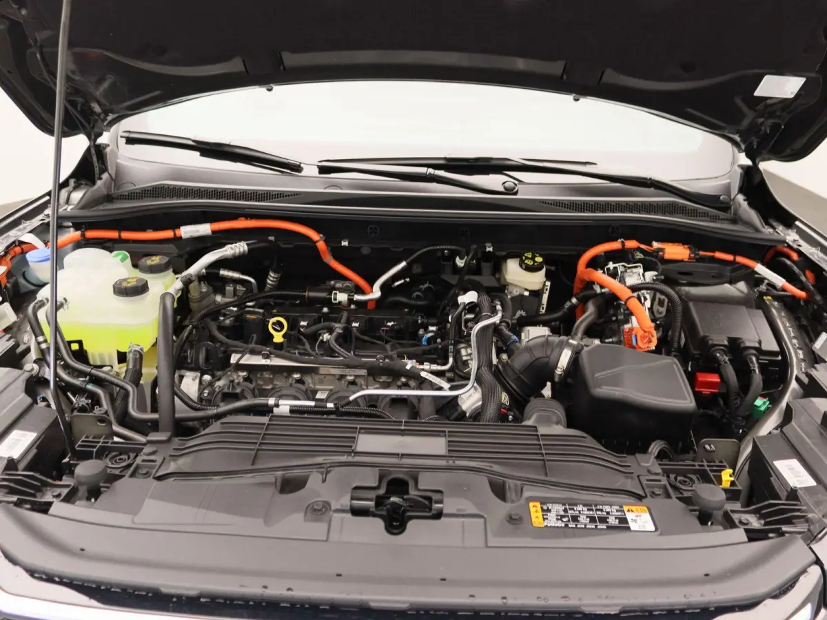2.5 PHEV Sound Edition | UIT VOORRAAD LEVERBAAR | €6000 KORTING | Trekhaak | 700W B&O geluidsysteem |