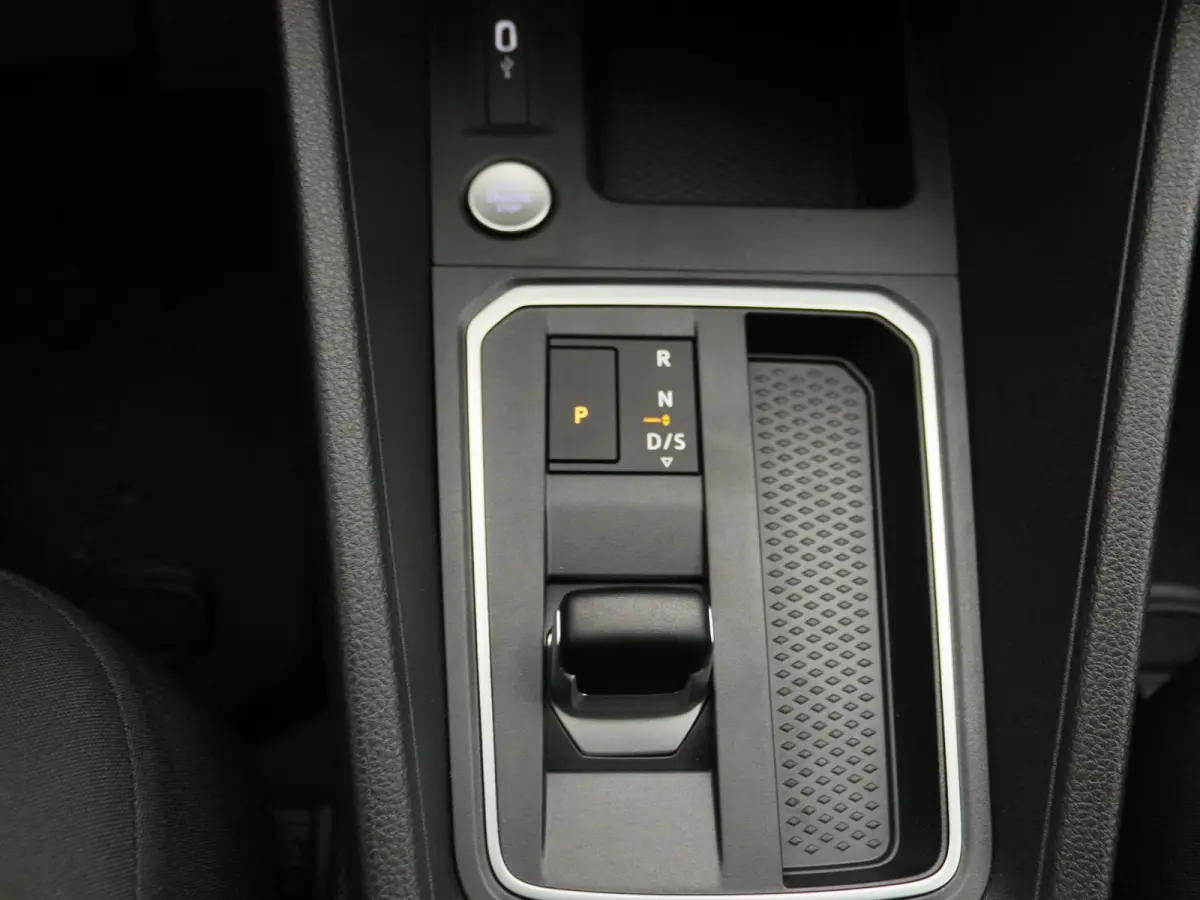 1.5 EcoBoost PHEV L2 Trend | UIT VOORRAAD LEVERBAAR | 0,99% financial lease | Trekhaak |