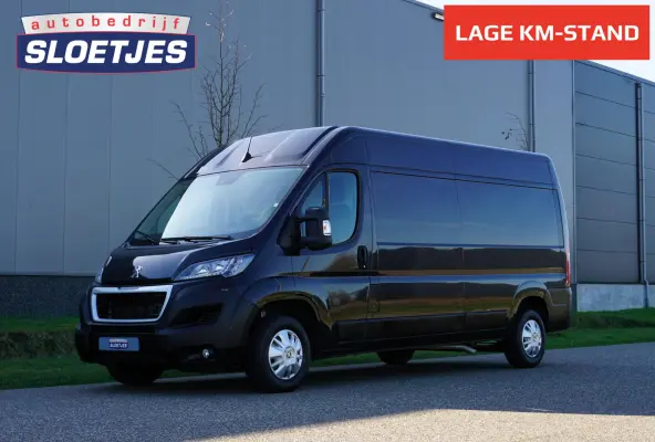 335 2.2 BlueHDi 140 L3H2 Premium in Topstaat |1e eigenaar |Camera |Cruise |Navi |Airco |Metallic |3500 KG |EURO6D |BPM voordeel! |Lage km-stand