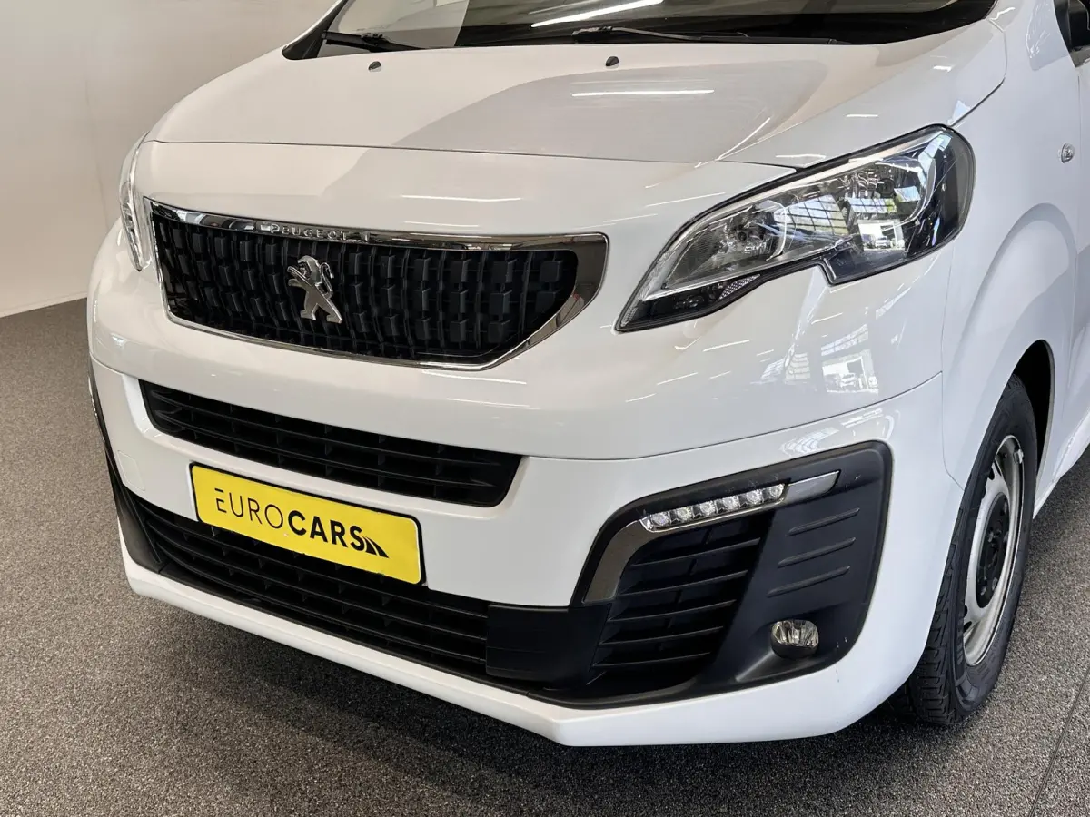 2.0HDI 145PK Long Asphalt Dubbele Cabine Airco Cruise Control Navi Trekhaak Imperiaal Carplay 6 Persoons Trekhaak