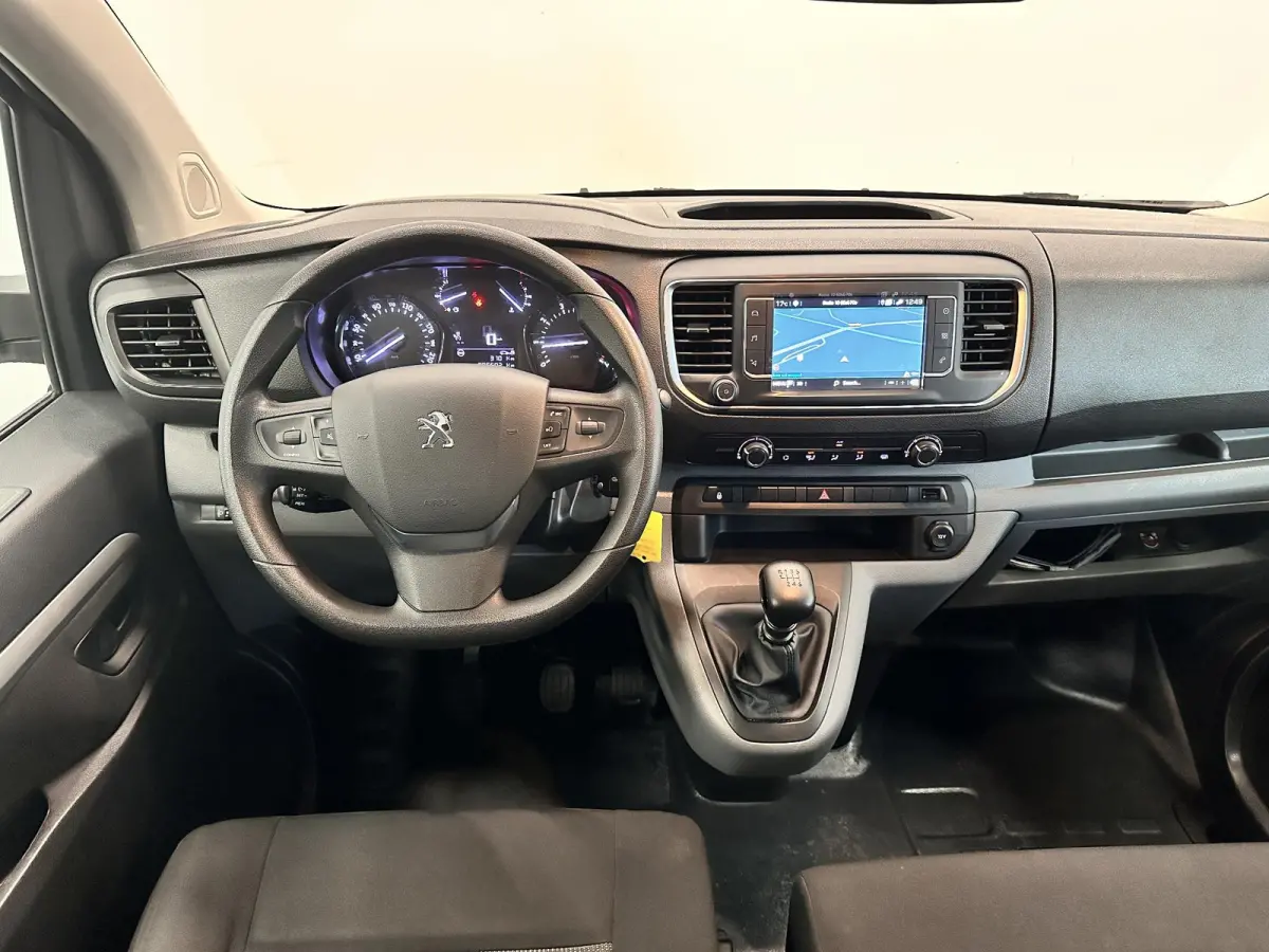 2.0HDI 145PK Long Asphalt Dubbele Cabine Airco Cruise Control Navi Trekhaak Imperiaal Carplay 6 Persoons Trekhaak