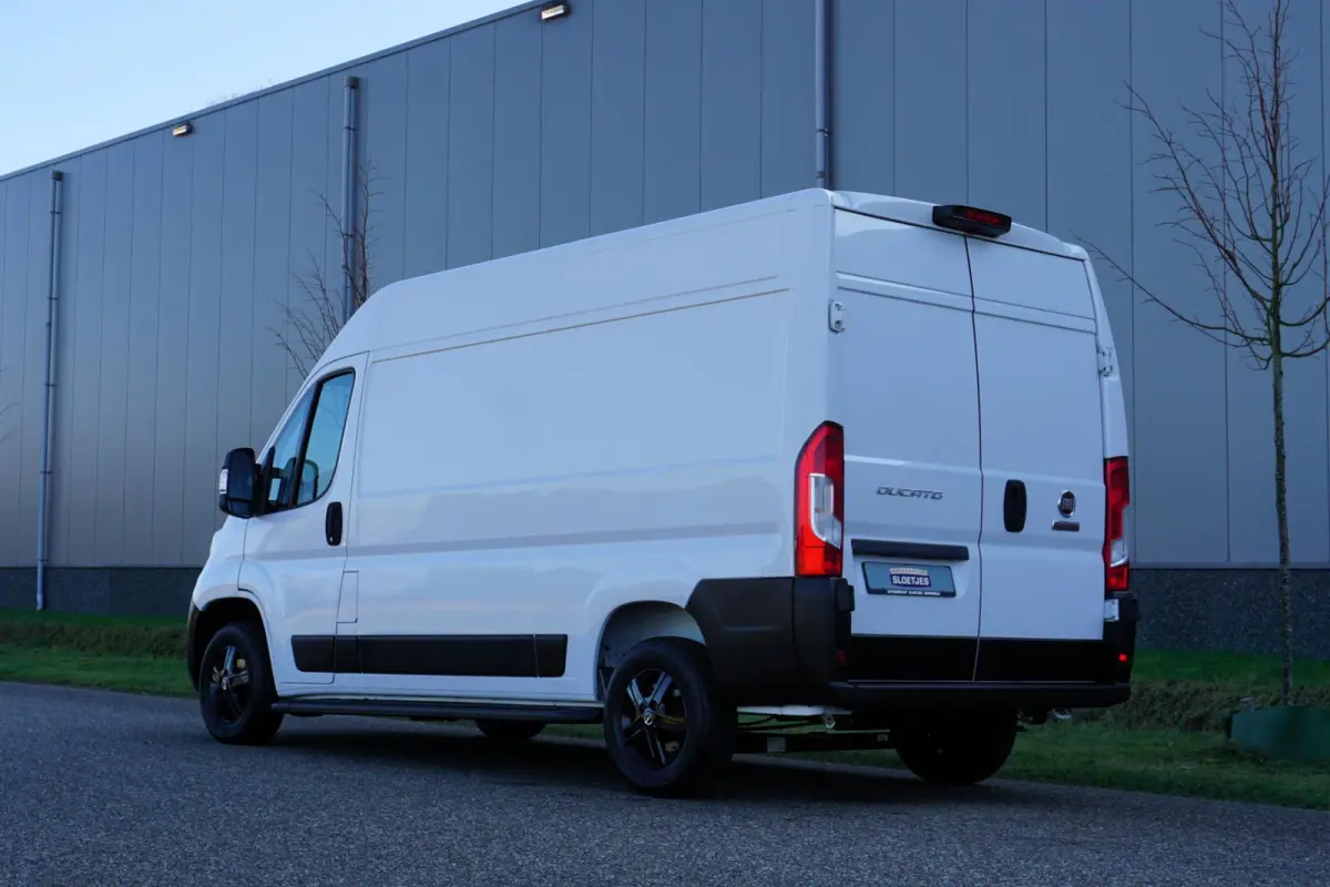 35 2.2 MultiJet L2H2 Nieuwstaat |BPM vrij! |140 pk |3500 KG |Luxe uitvoering |Camera |Cruise |Navi |Groot scherm |2e airbag |Reservewiel |Climate control