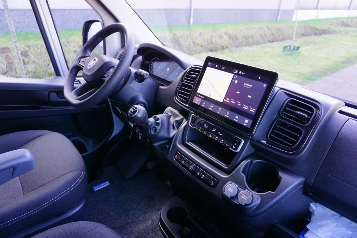35 2.2 MultiJet L2H2 Nieuwstaat |BPM vrij! |140 pk |3500 KG |Luxe uitvoering |Camera |Cruise |Navi |Groot scherm |2e airbag |Reservewiel |Climate control