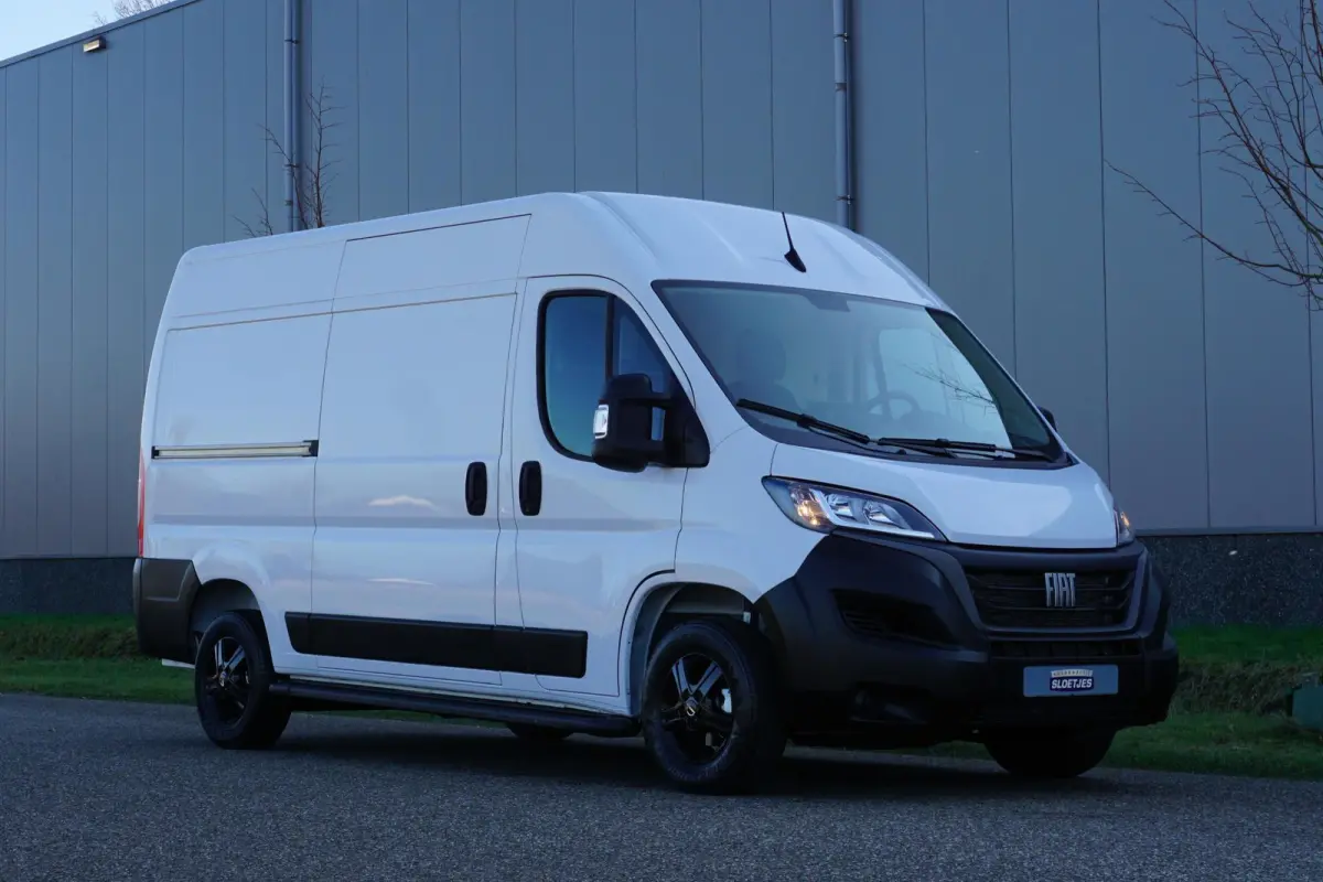 35 2.2 MultiJet L2H2 Nieuwstaat |BPM vrij! |140 pk |3500 KG |Luxe uitvoering |Camera |Cruise |Navi |Groot scherm |2e airbag |Reservewiel |Climate control