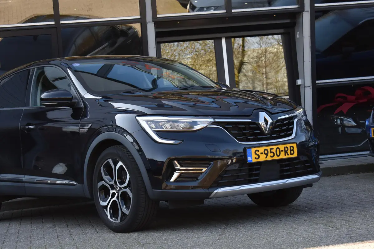 1.6 E-Tech Hybrid 145 Intens Lane Stuurvw Camera Keyless Bose