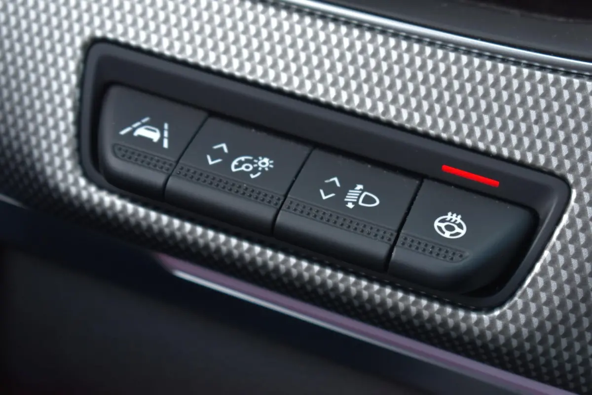 1.6 E-Tech Hybrid 145 Intens Lane Stuurvw Camera Keyless Bose