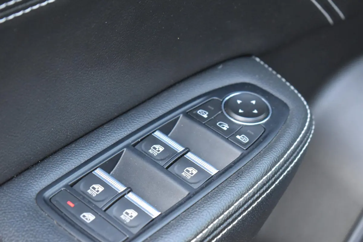 1.6 E-Tech Hybrid 145 Intens Lane Stuurvw Camera Keyless Bose