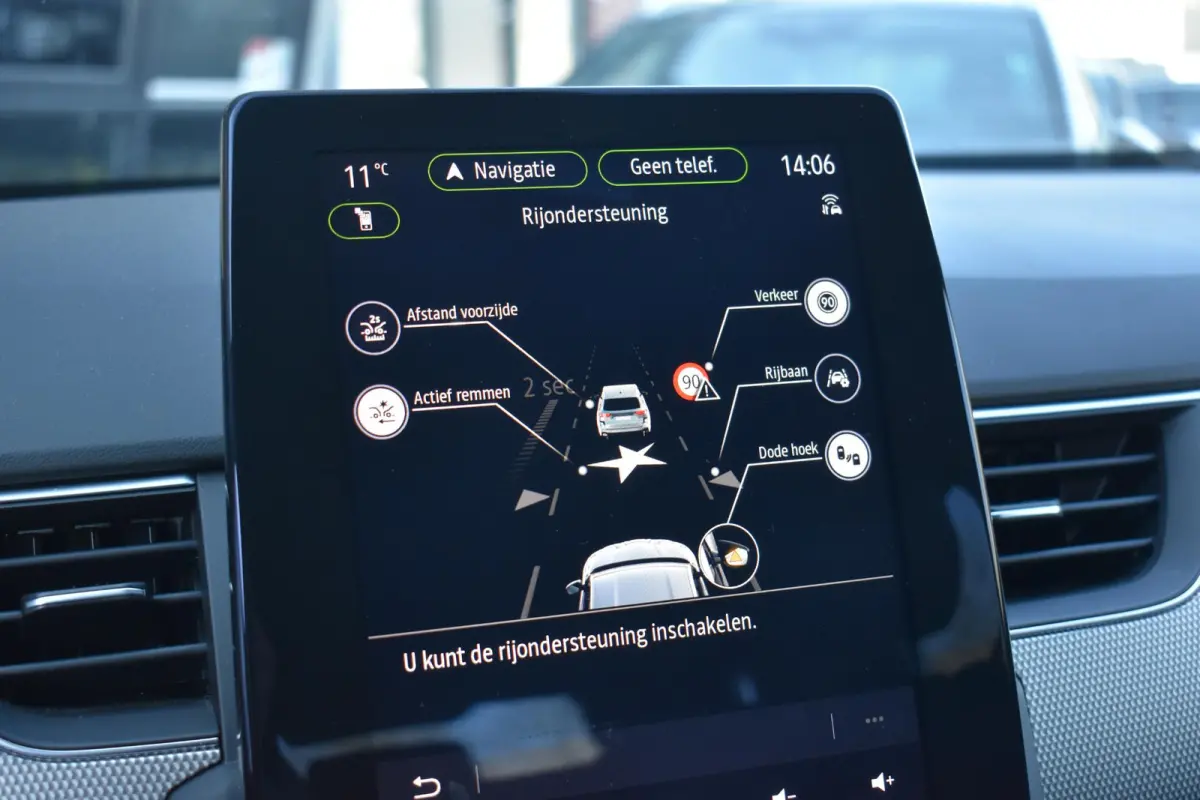 1.6 E-Tech Hybrid 145 Intens Lane Stuurvw Camera Keyless Bose